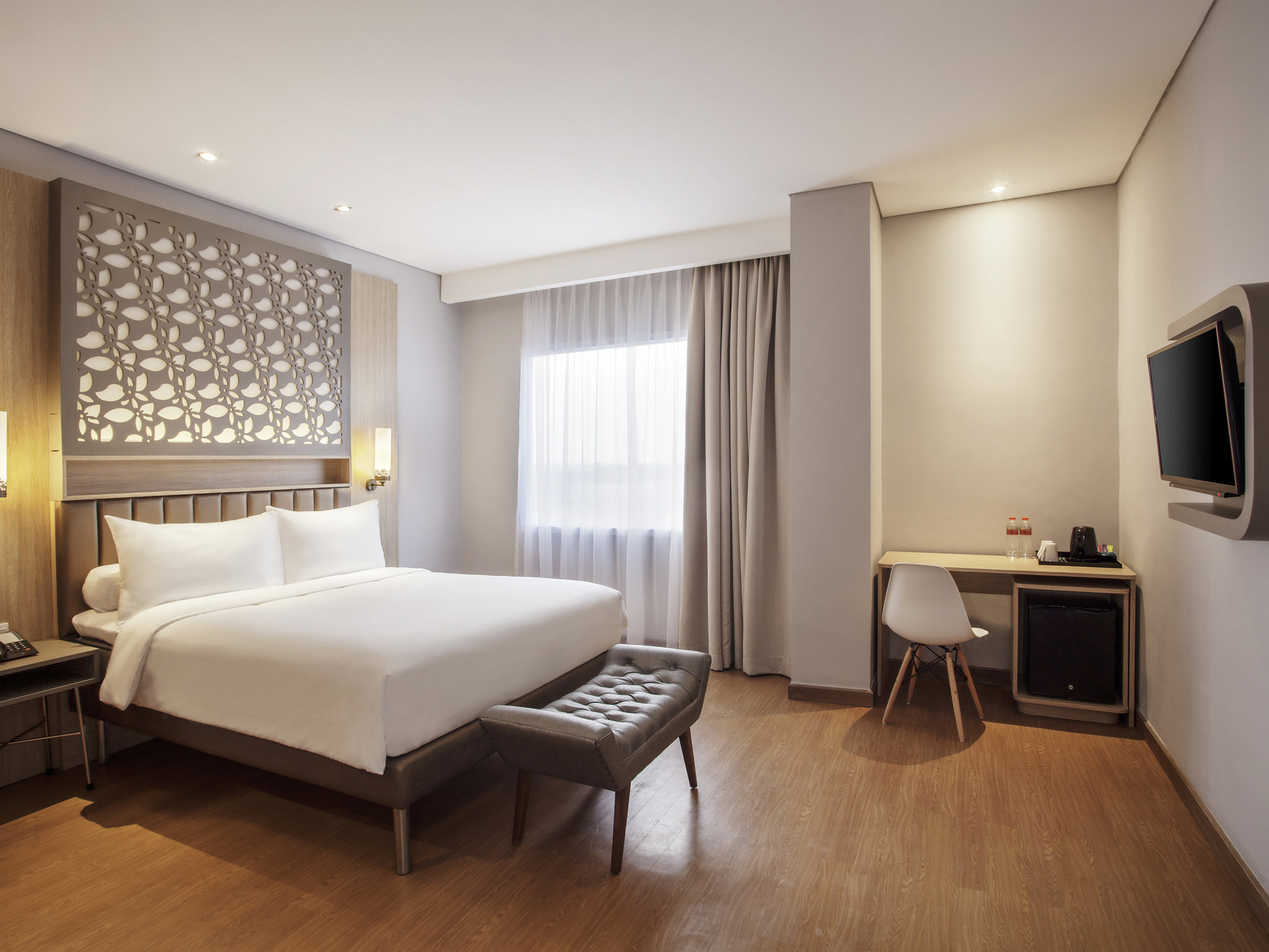 https://www.accorhotels.com/9196