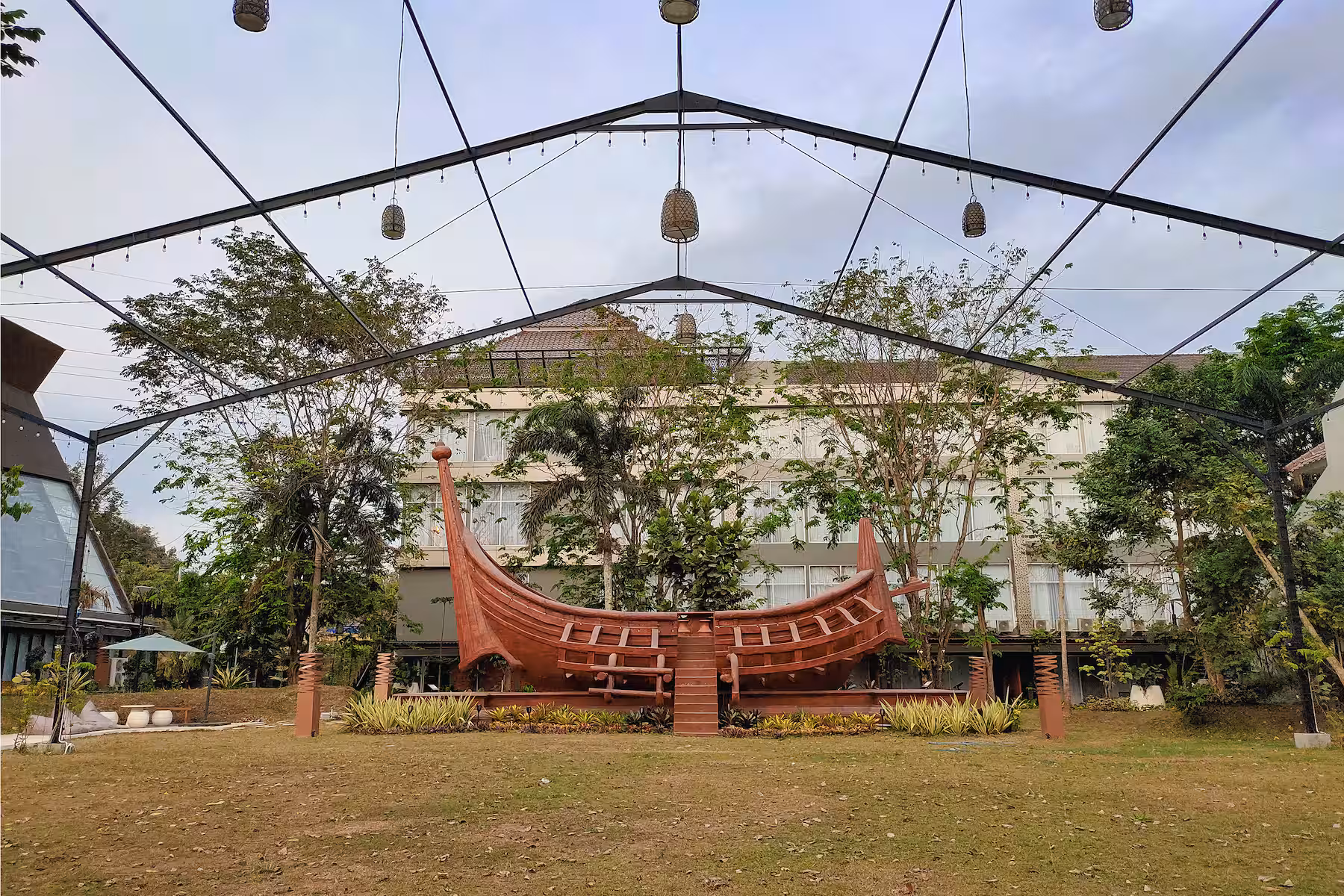 Ramada_by_Wyndham_Yogya 9